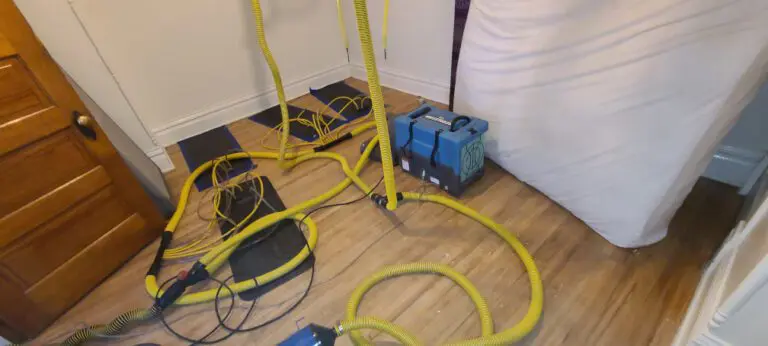 Drier tubes setup for hardwood floor